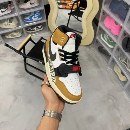Nike Air Alpha Force 88 Retro Sneakers White and Brown