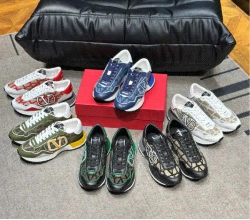 Valentino One Stud Chunky Sneakers Multicolor