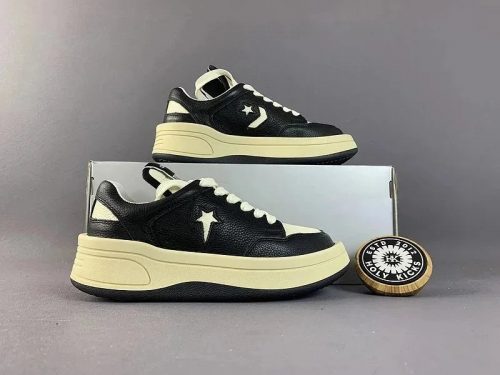 Converse Star Player 76 Platform Chunky Sneakers Black and White