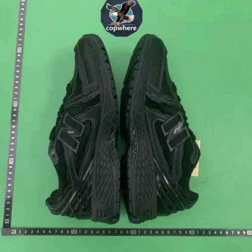 New Balance 1906R Chunky Sneakers Black