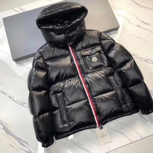 Moncler Montcla Shiny Puffer Jacket Black