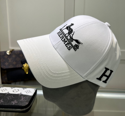 Hermes Carriage Embroidery Baseball Cap White