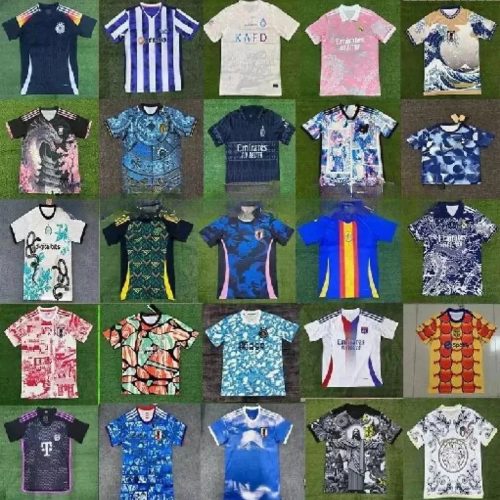 Design Graphic Soccer Jerseys Retro Sporty Football Kits Multicolor