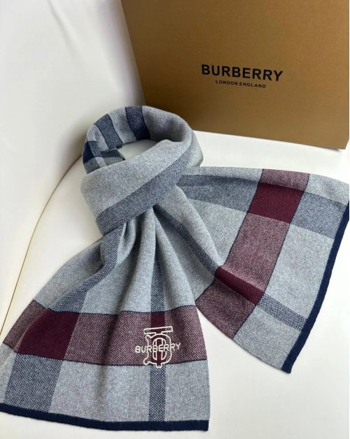 Burberry Check Wool Scarf Classic Winter Accessory Gray and Burgundy