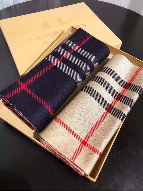 Burberry Check Print Classic Scarf Multicolor