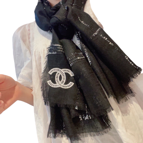 Chanel CC Logo Fringed Scarf Elegant Accessory Black