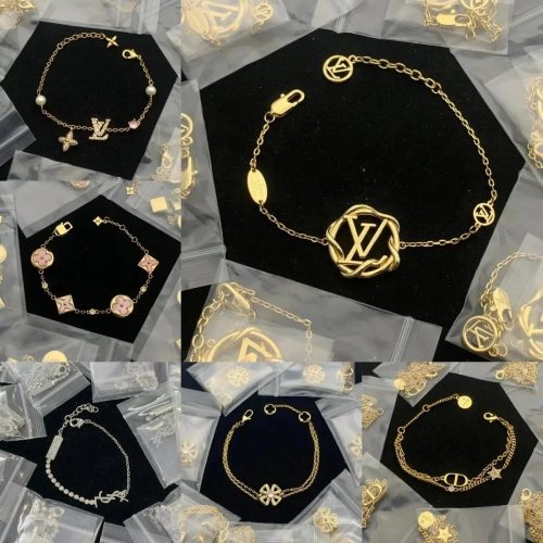Louis Vuitton LV Monogram Flower Gold Chain Bracelet Gold