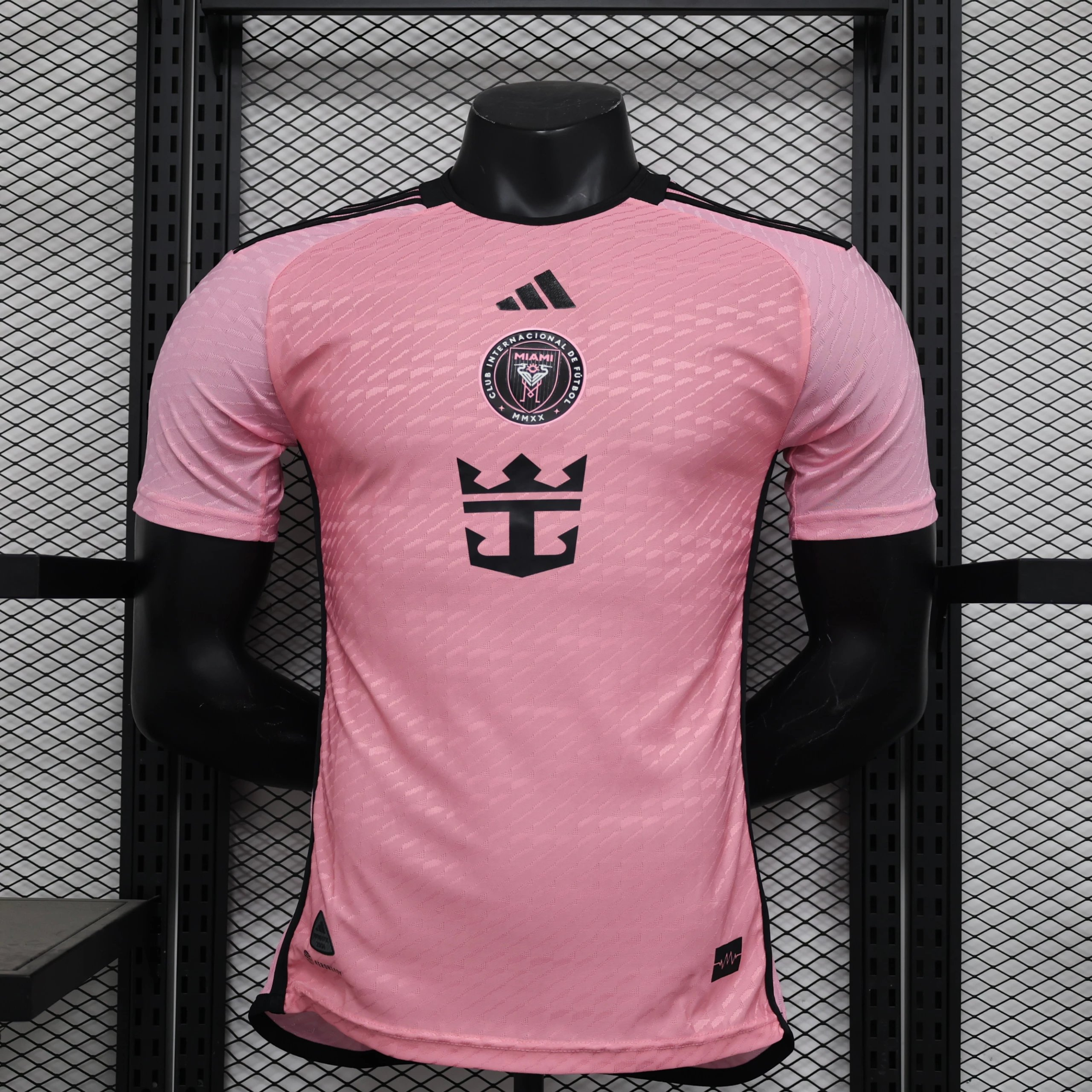 8 8
