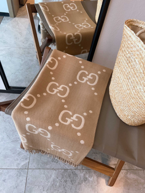 GUCCI.3 GUCCI.3