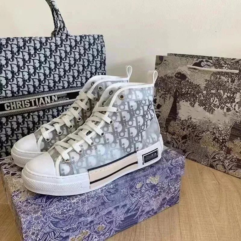 灰色高帮 灰色高帮