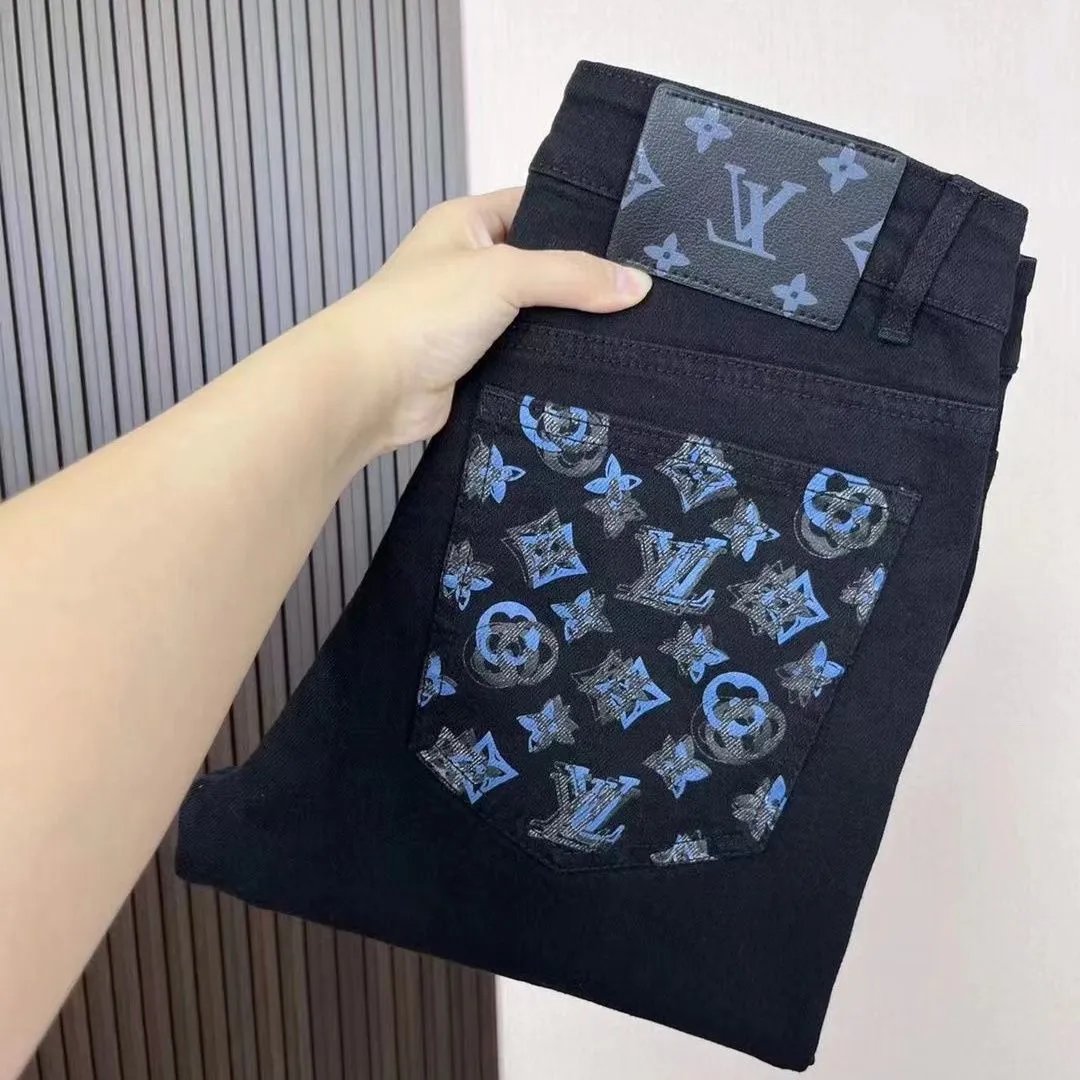 31 31