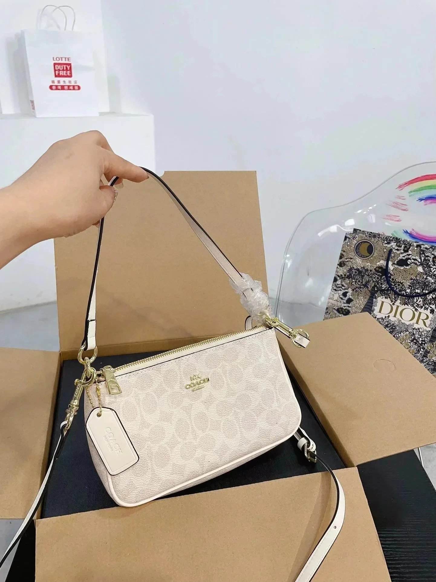 18 18