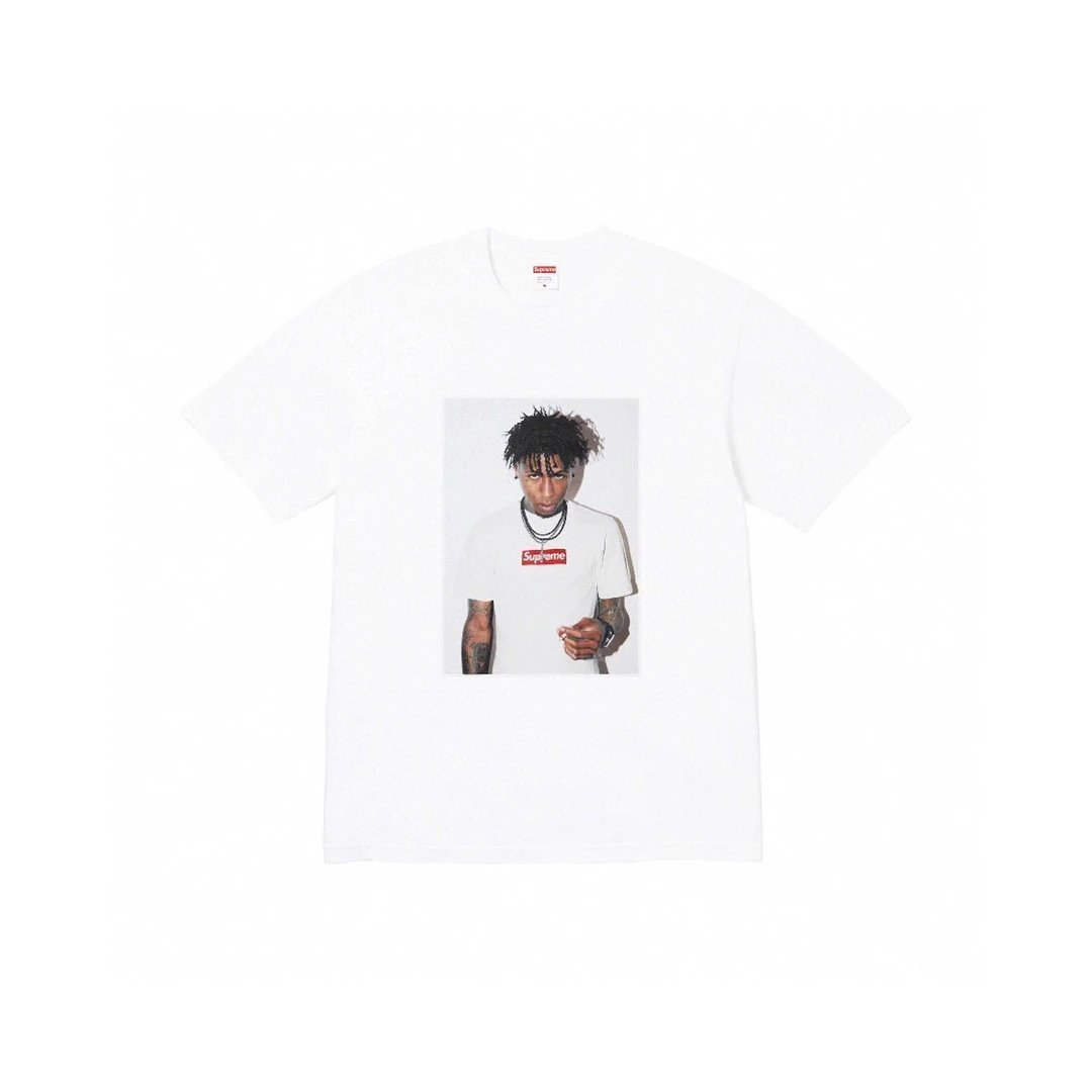 381纹身小伙白色 381纹身小伙白色