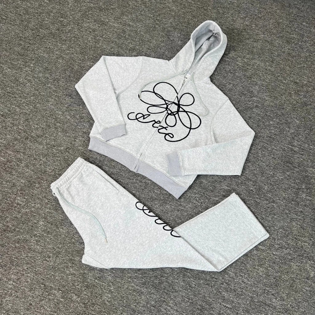 灰色套装 灰色套装