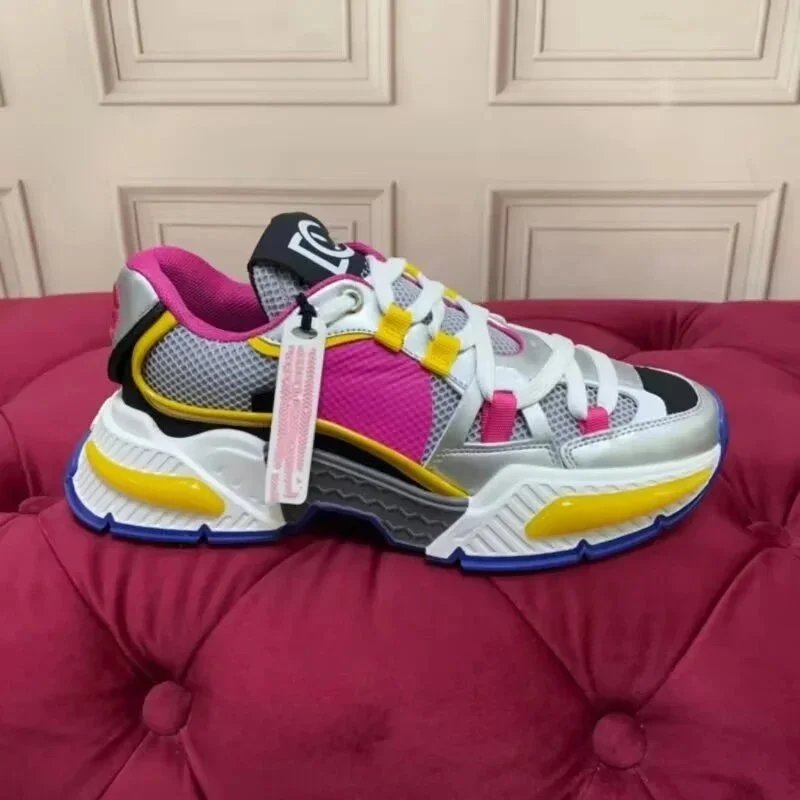 翠绿色 翠绿色