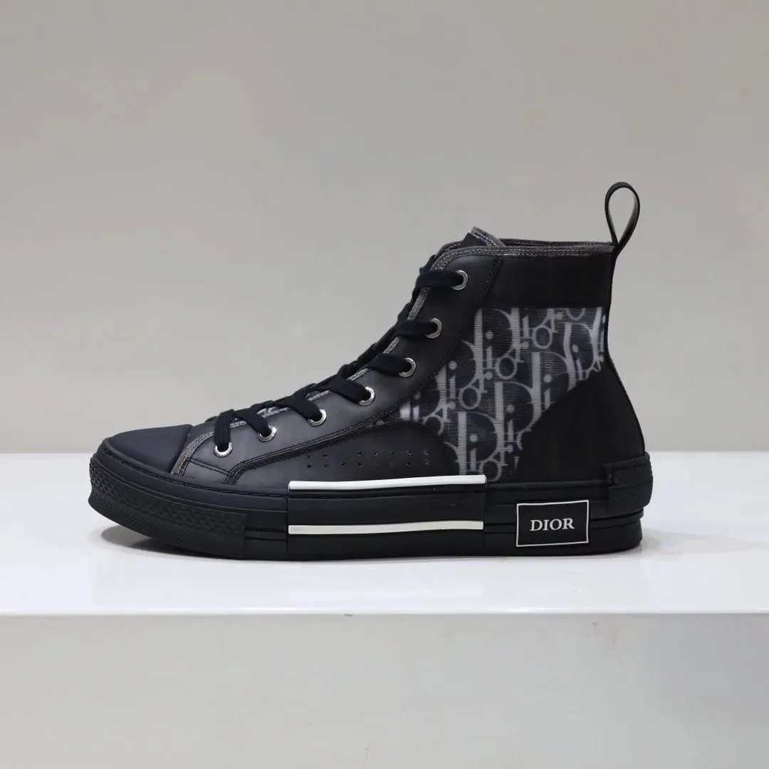 004 004