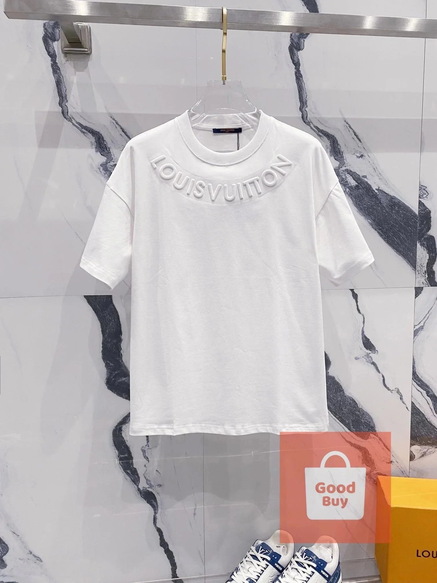 4 4