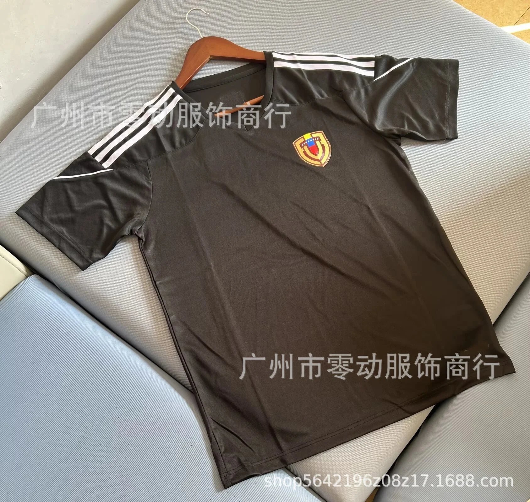 24-25委内瑞拉训练服黑色 24-25委内瑞拉训练服黑色