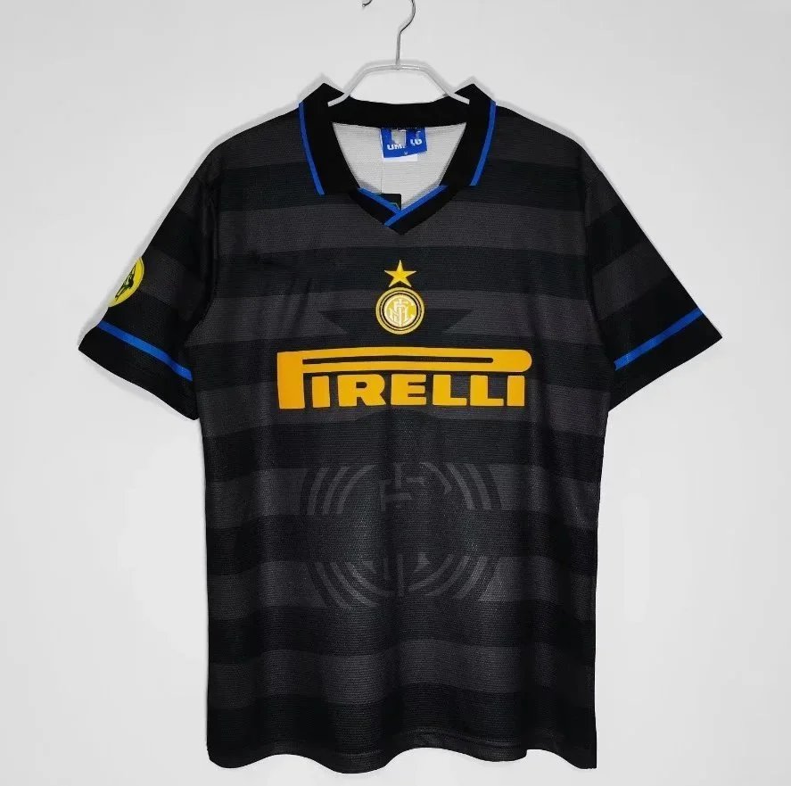 Inter Two-guest Retro in 9798 Season Inter Two-guest Retro in 9798 Season