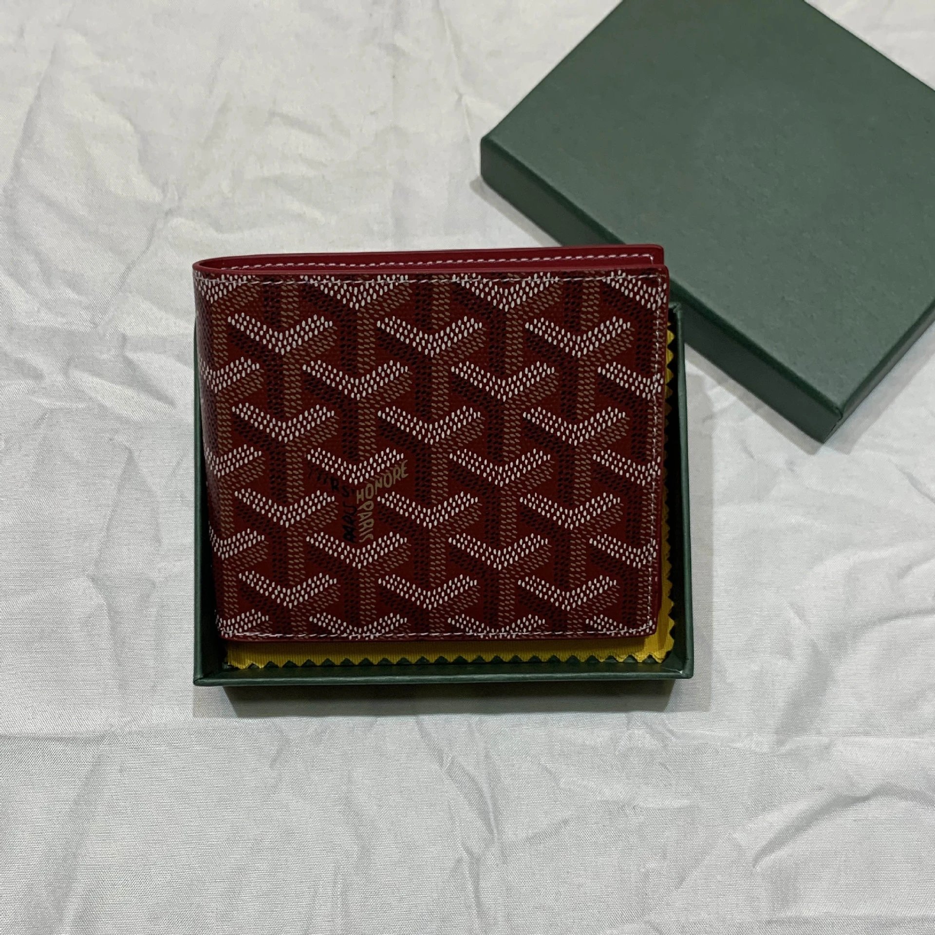 枣红色 枣红色