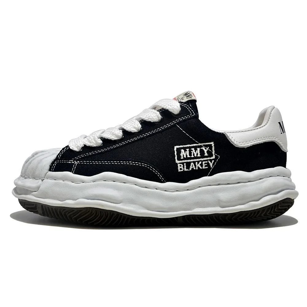 9 9