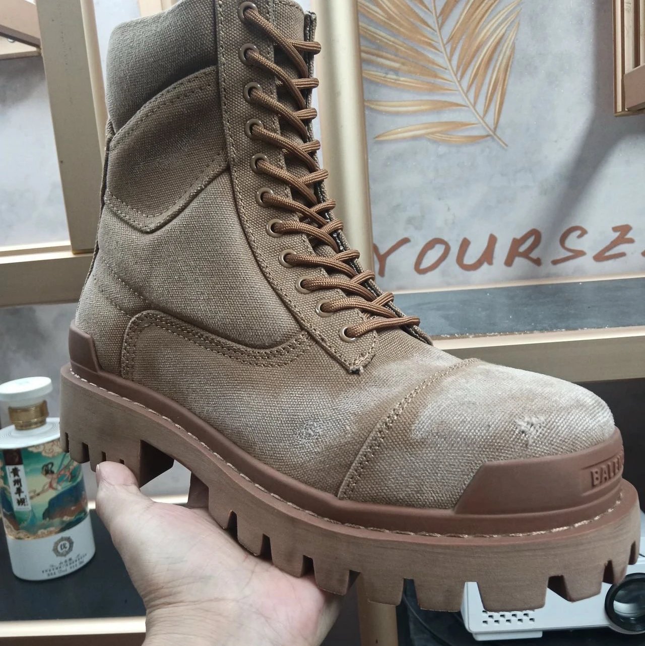 卡其色 磨损 卡其色 磨损