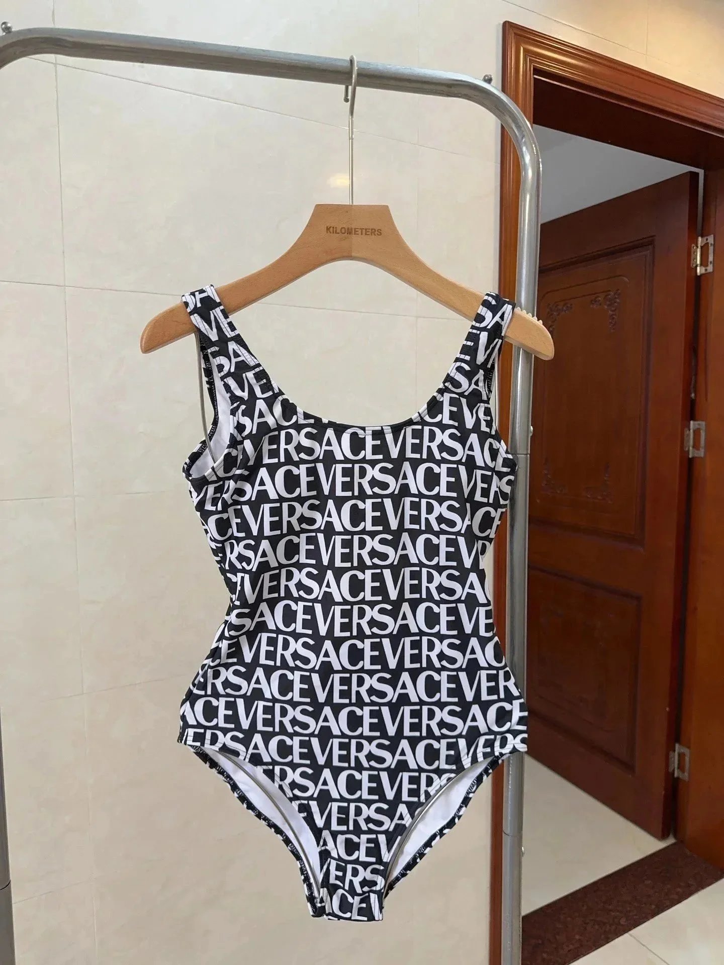 030343039 030343039