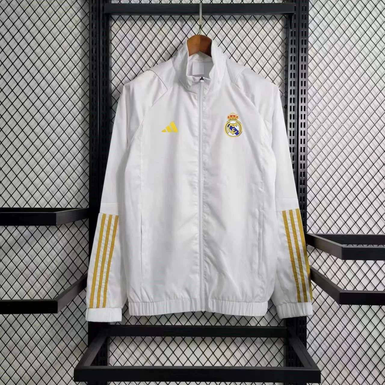 02 02