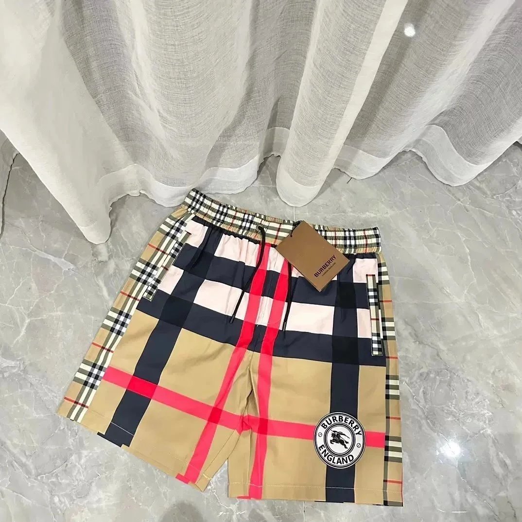 Burberry 06 Burberry 06