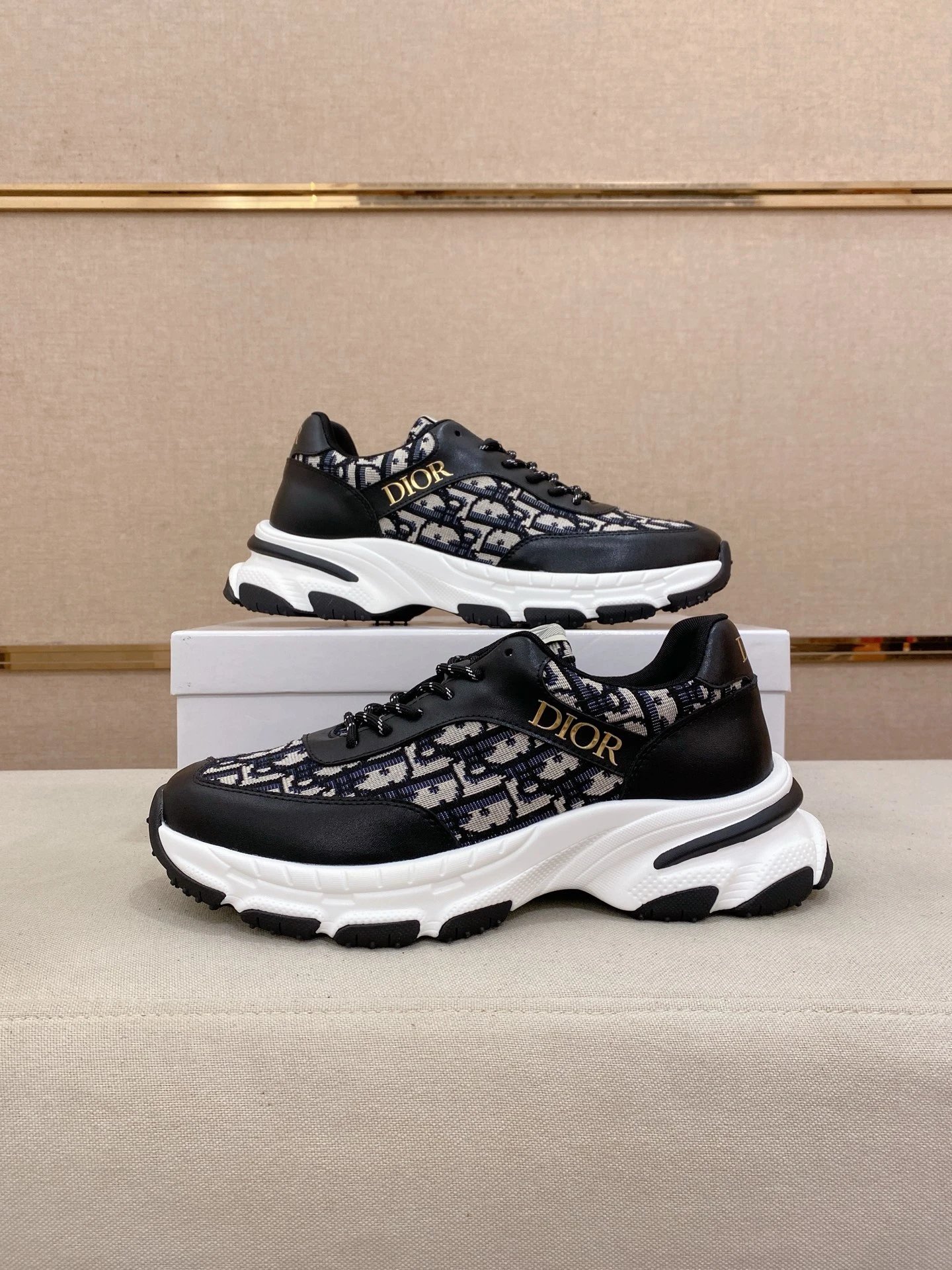 16 16