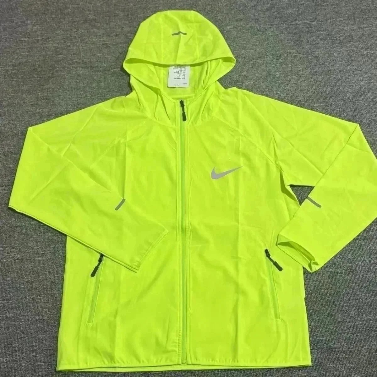 9 9