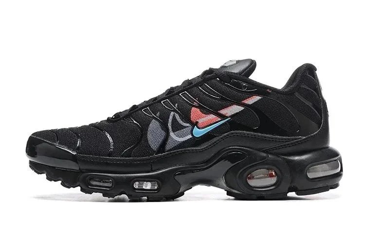 3 3