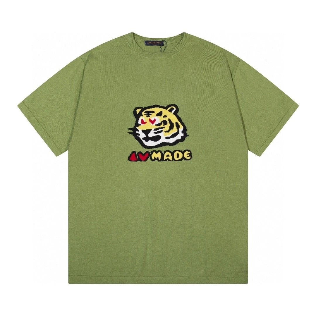 4 4