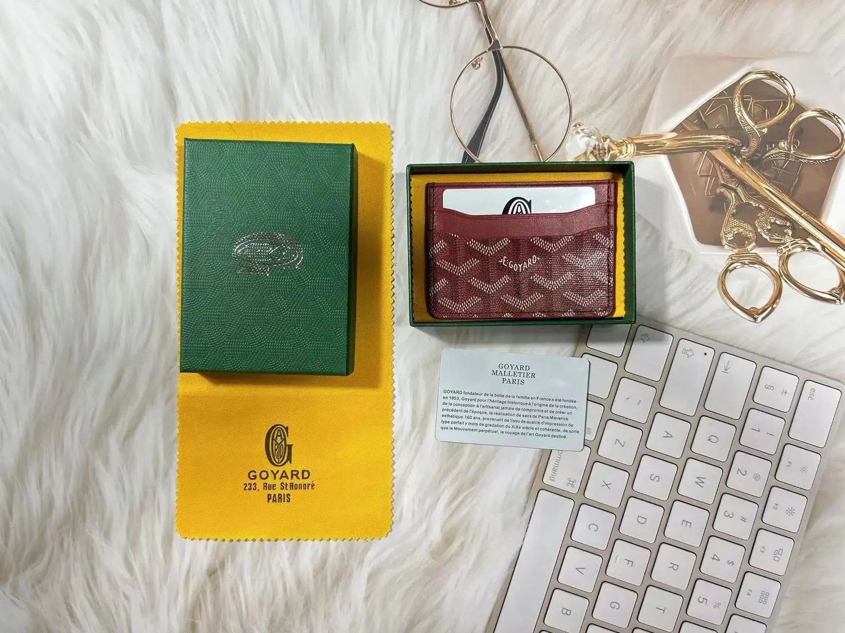 9 9