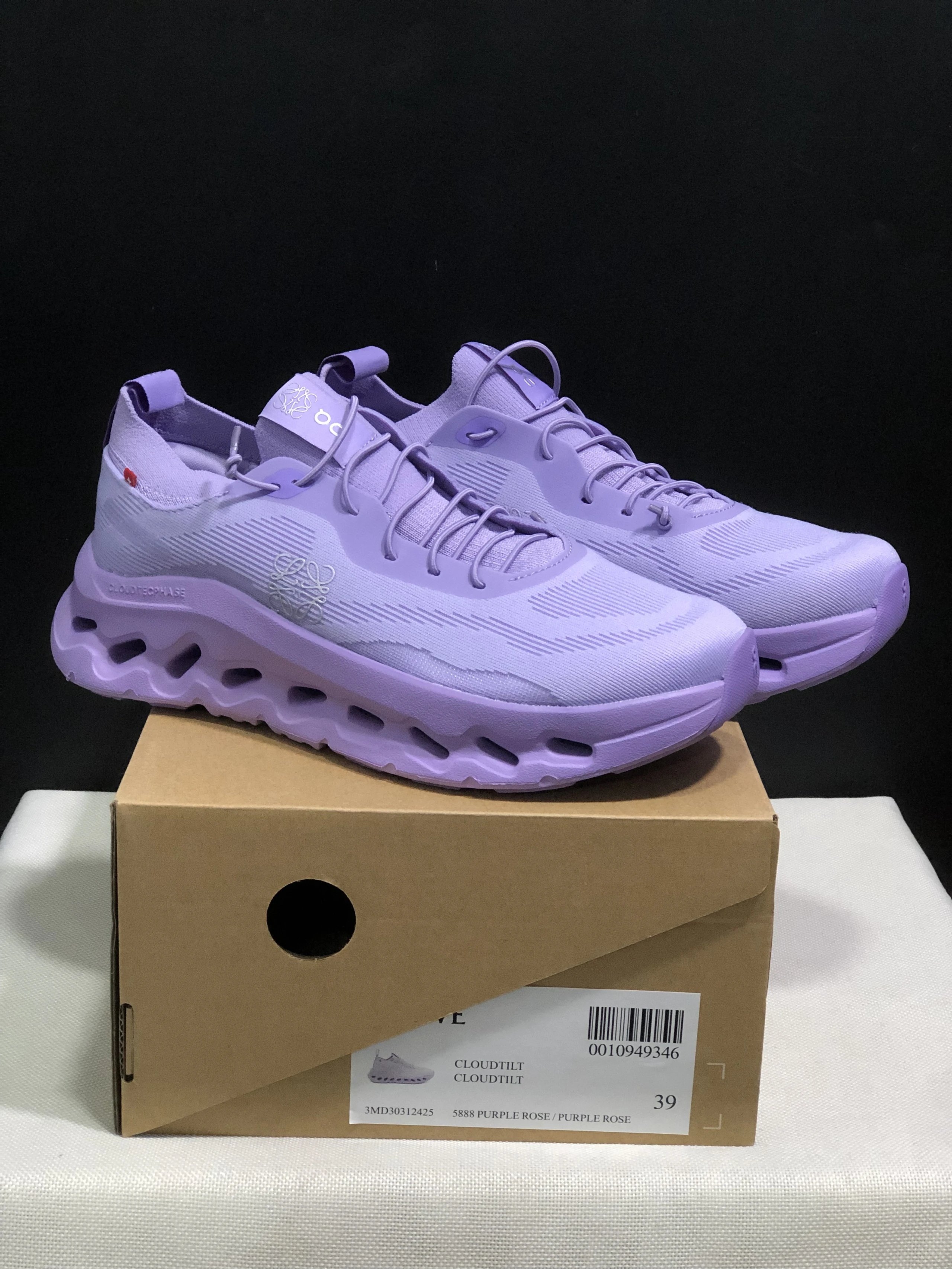 9 9