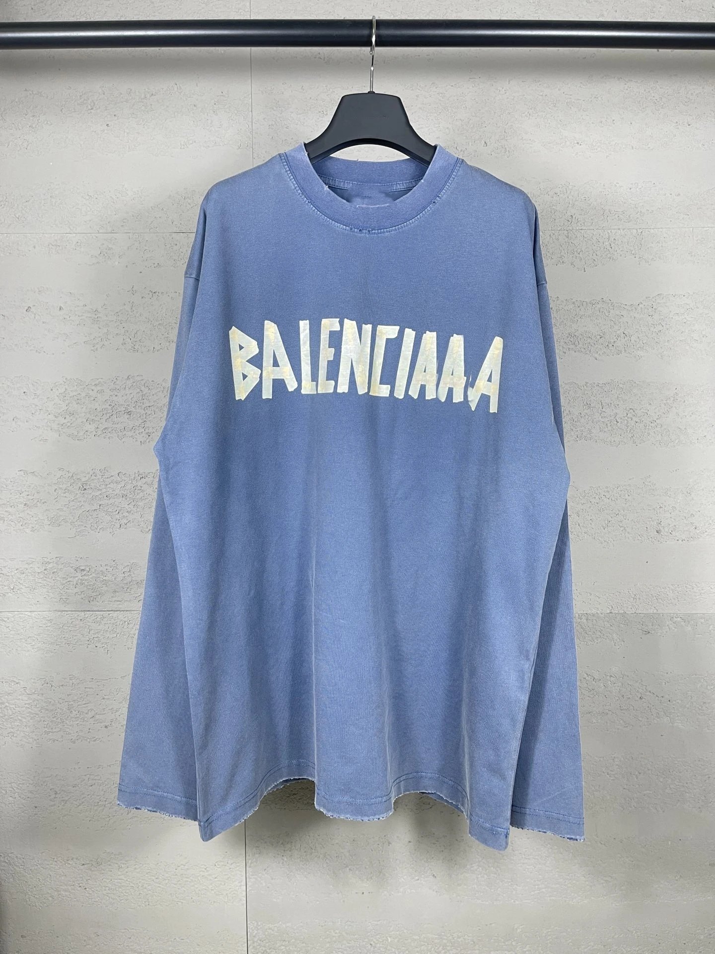 6 6