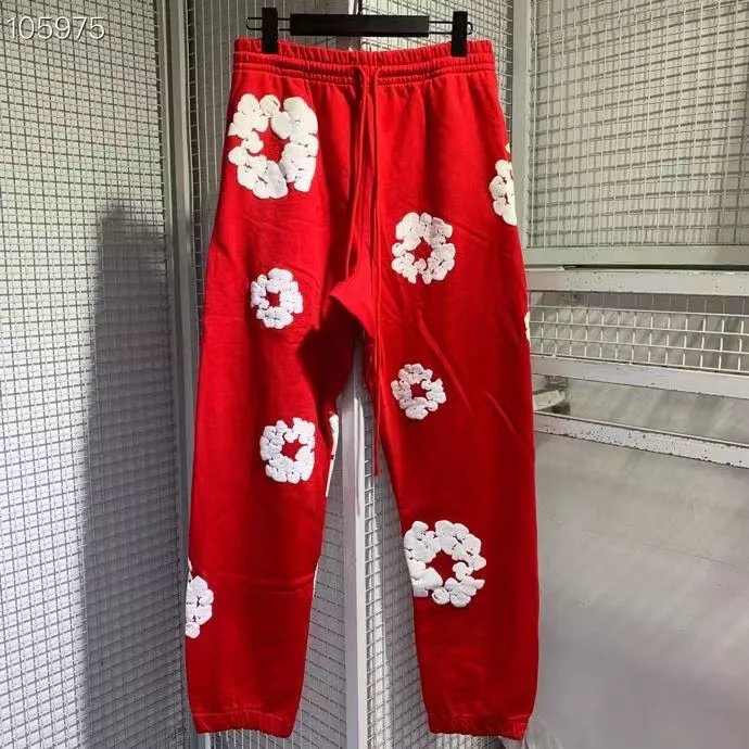红色长裤