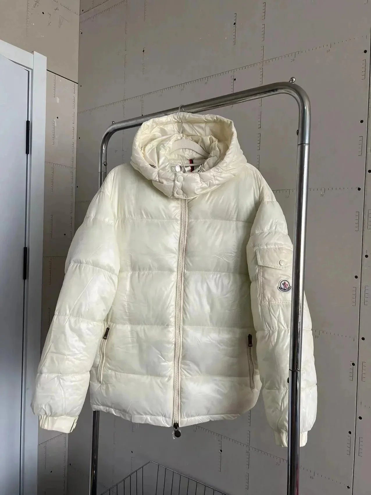 白色
