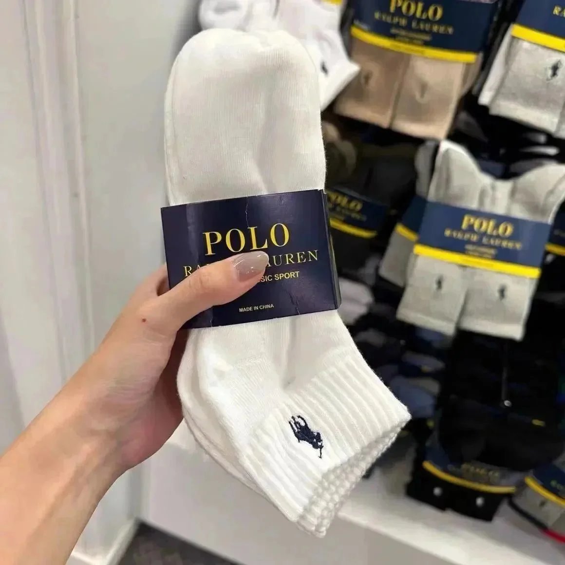 White Mid-6 Pairs*High version