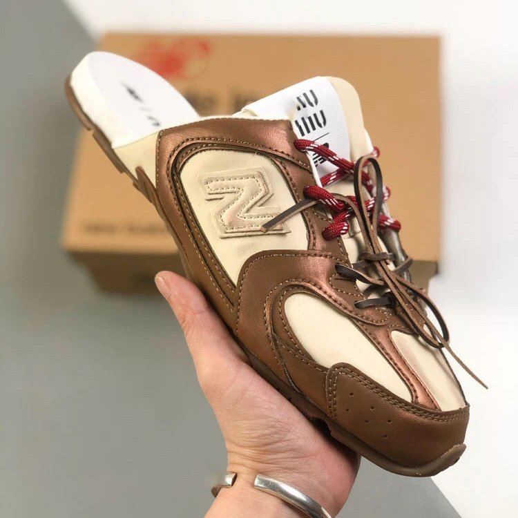 深棕脏脏 深棕脏脏