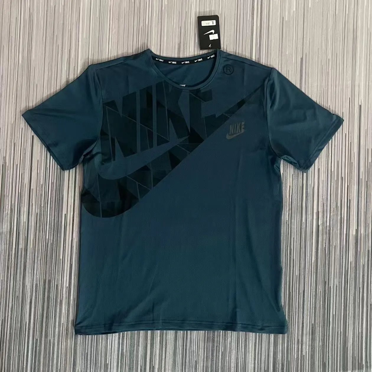 t-shirt/10