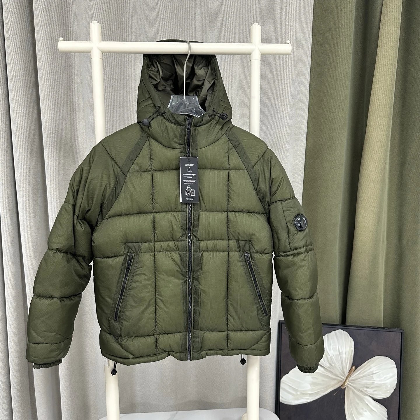 棉服绿色