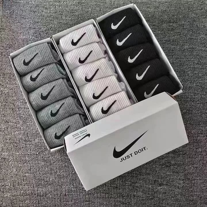 5双黑色长筒袜