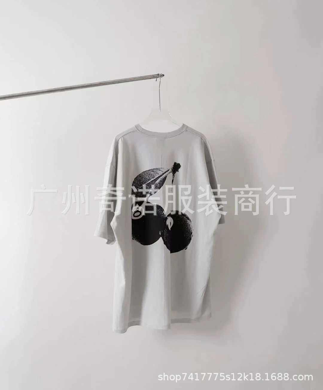 336灰色