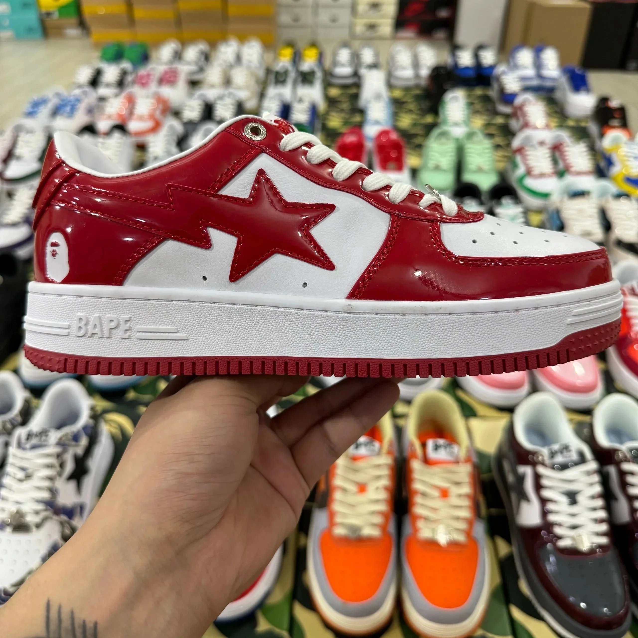 红白漆皮