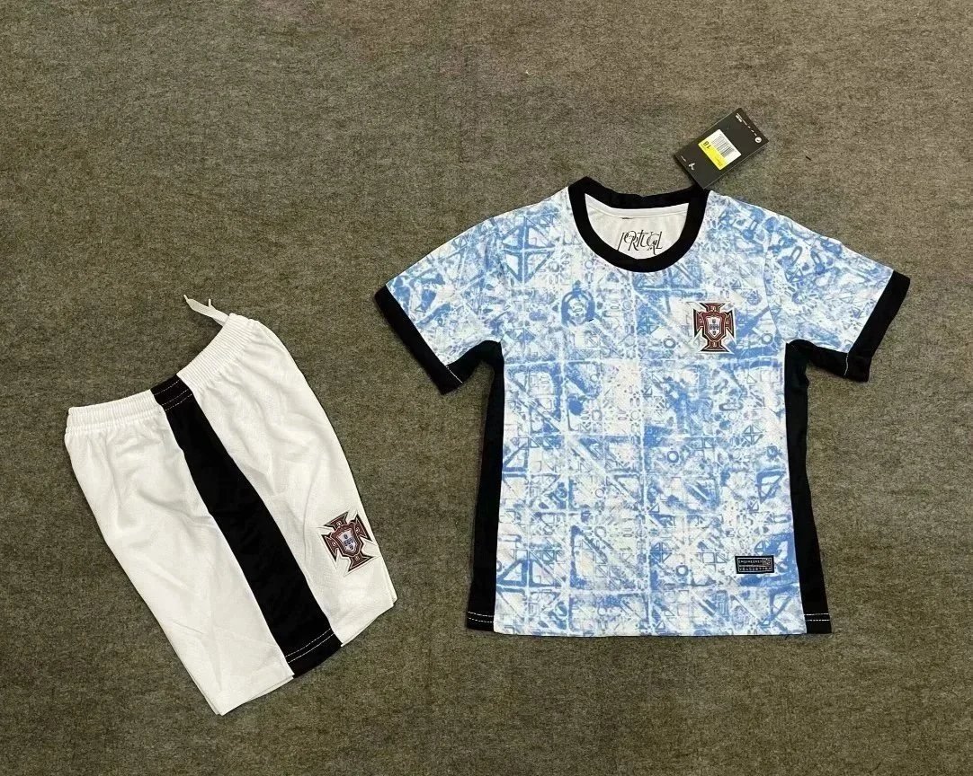 24–25 Portugal away game