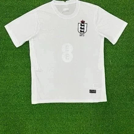 2425 England training kit in white