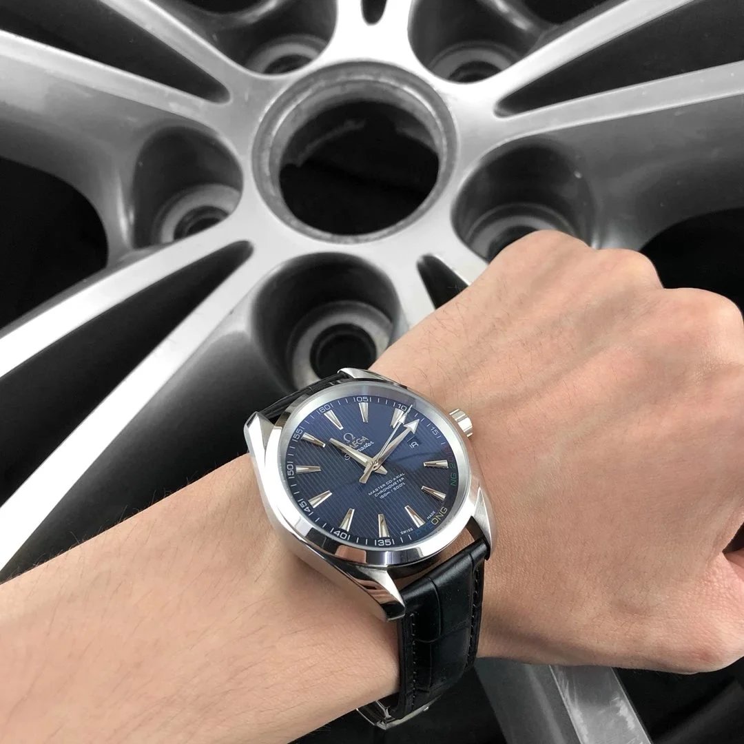 9 9