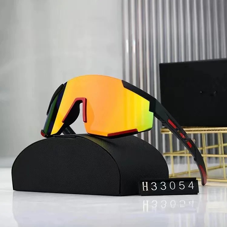 8 8