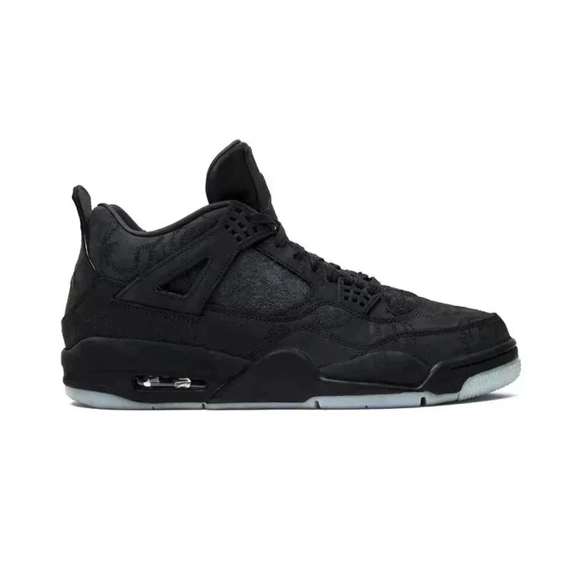 Kaws Black 930155-001 Kaws Black 930155-001